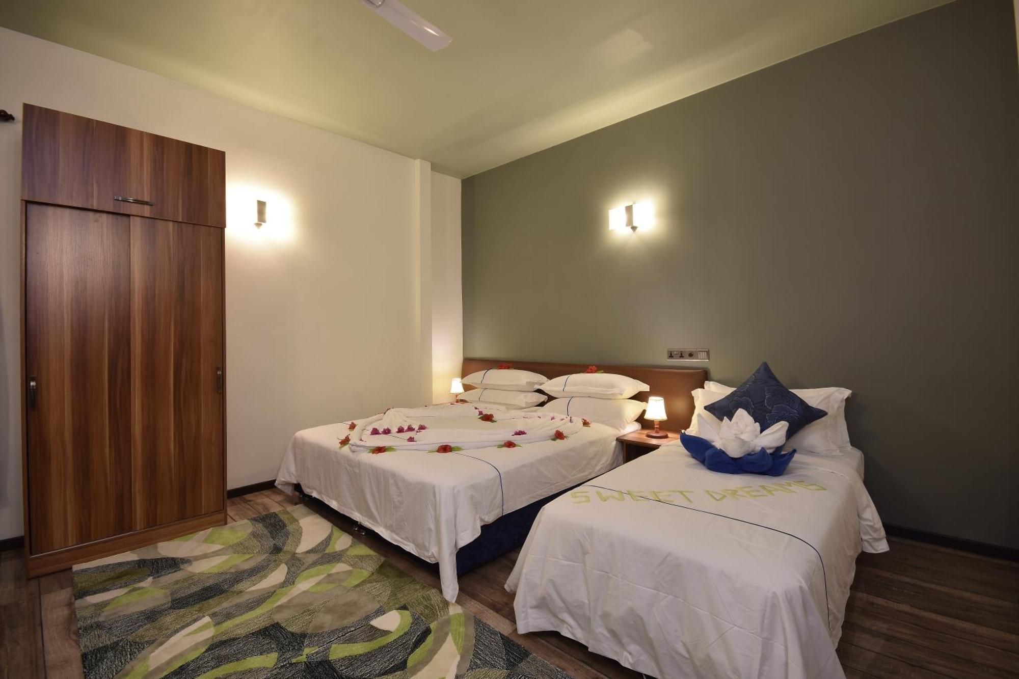 Island Home Inn Ukulhas Exterior foto